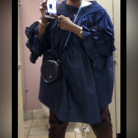 Black/White On/Off Shoulder Puff Sleeve Shirt; unique design - Picture 3 of 3